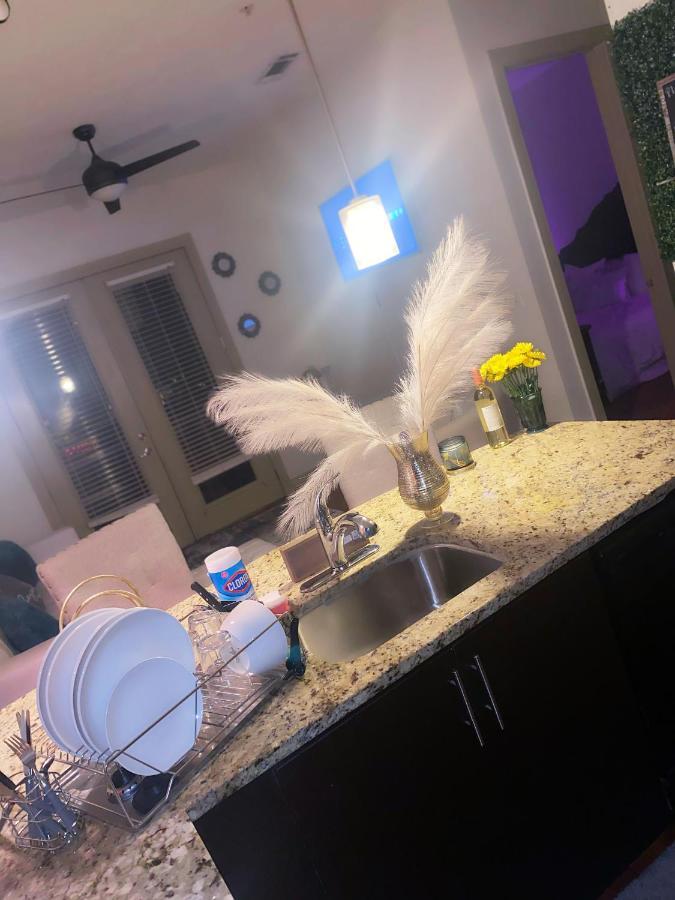 Ferienwohnung 1Bd Gorgeous Loft In Buckhead Free Wi-Fi, Parking Atlanta Exterior foto